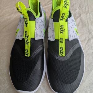 Nike Flex Runner Play GS Photon Dust Volt Trainers Youth Shoes